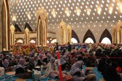 Vibes Dzikir dan Doa Munajat Sholawat Nariyah Al-Ikhlas di Masjid Raya Al Jabbar